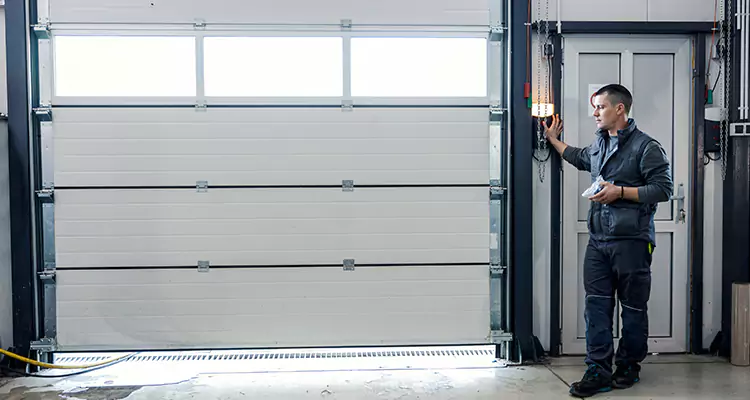 Modern Overhead Door Repair in Bayshore Gardens, FL