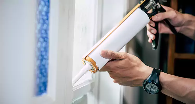 Windows Leaking Air Repair in Bayshore Gardens, FL