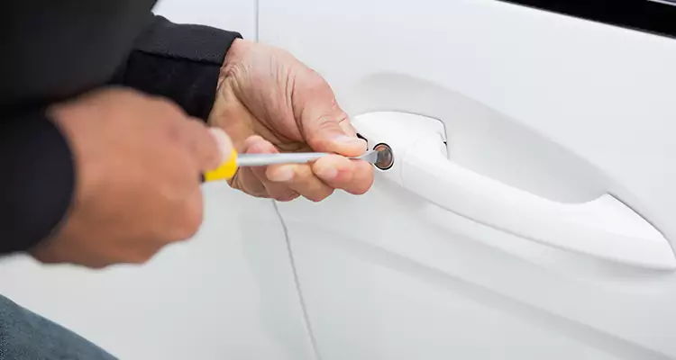 Door Knob Repair Plate in Bayshore Gardens, FL