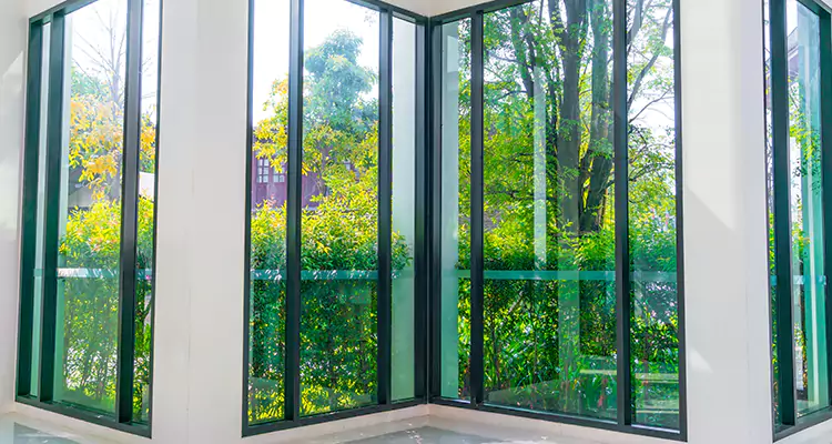 Folding Glass Balcony Door Repair in Bayshore Gardens, FL