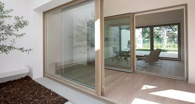 Sliding Screen Door Bottom Track Replacement in Bayshore Gardens, FL